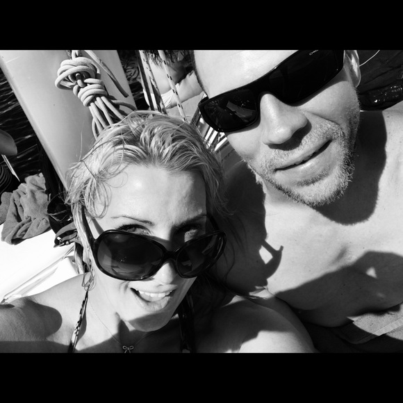 💕💚 Hi! I'm your Posher, Jess! 💚💕 - Picture 4 of 11